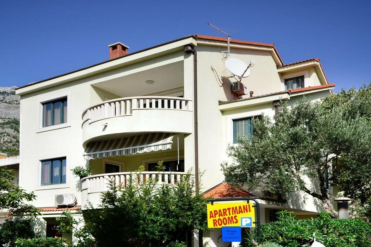 House Topic Baška Voda Exterior foto